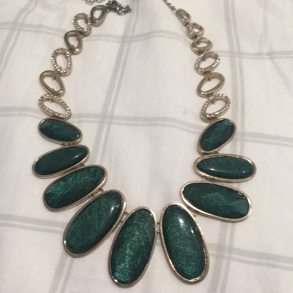 🌸 3/13 bundle sale- Jade necklace